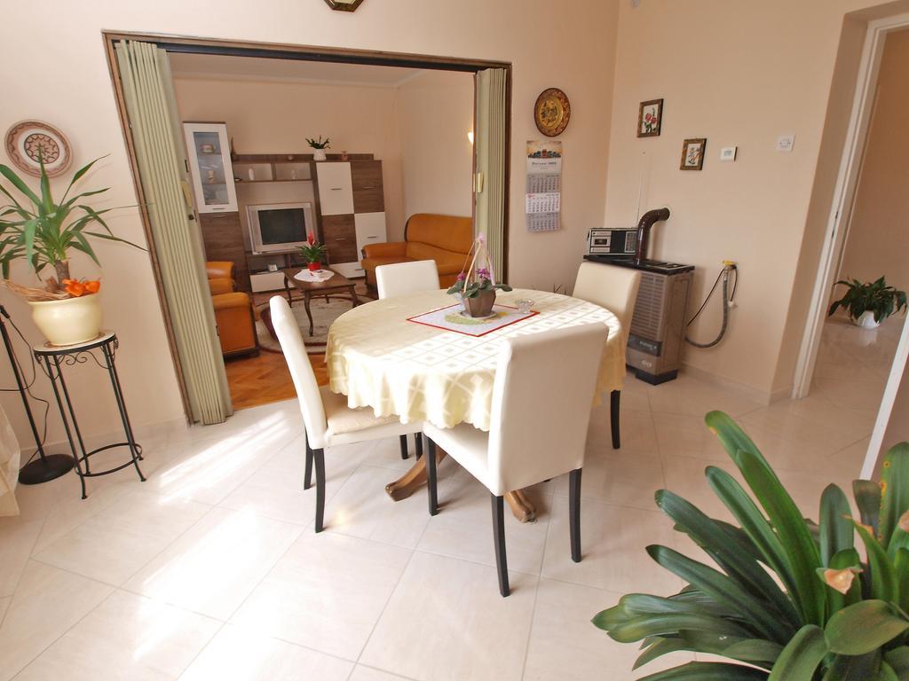 Apartments Ivanka 1056 풀라 외부 사진